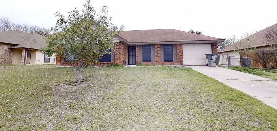 1st image of 2406 Timberline Dr