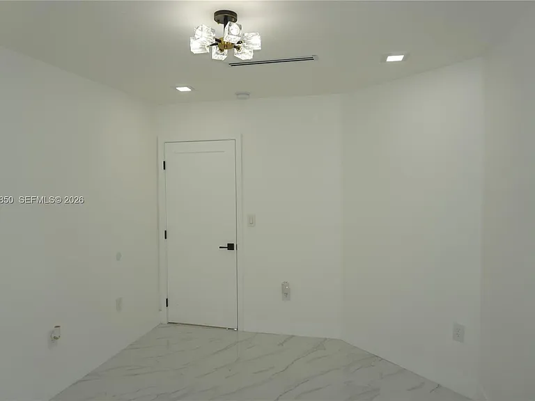 15614 SW 110th Ter — Photo 32