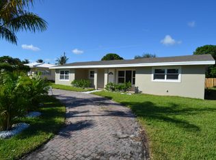 261 NW 11th St, Boca Raton, FL 33432