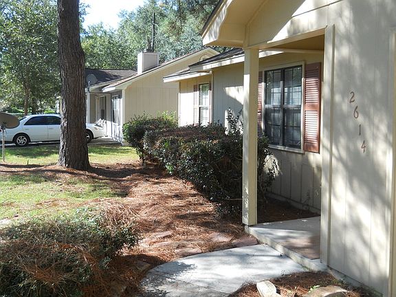 4th image of 2614 Meadow Pl