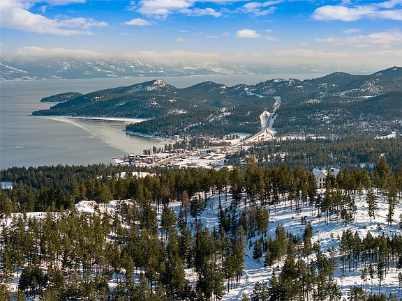 2nd image of 82 Hyden Ridge Rd