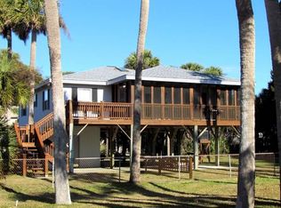 420 Pompano Rd, Edisto Island, SC 29438