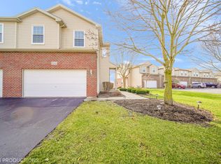 16409 Willow Walk Dr, Lockport, IL 60441