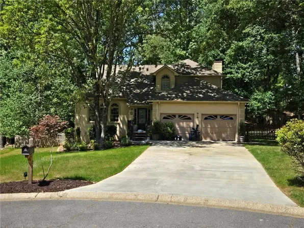 306 Mainsail Ln, Woodstock, GA 30189