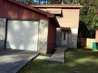 44 6th Ave #112, Shalimar, FL 32579