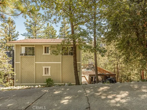 1214 Aleutian Dr, Lake Arrowhead, CA 92352