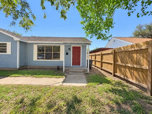 3602 4th St, Bay City, TX 77414