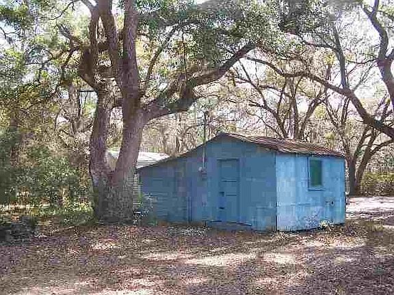 3rd image of 9611 Henry Moss Cir