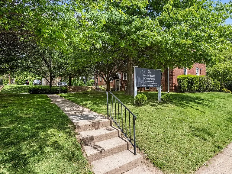 Fisher House Apartments — Photo 9