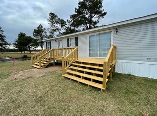 2042 Mount Olive Hwy, Newton Grove, NC 28366