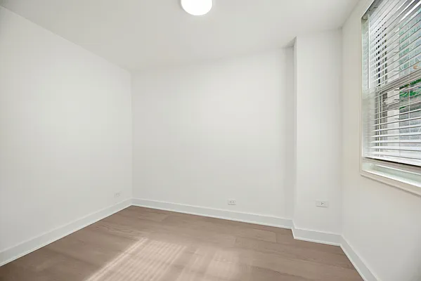 Rented by Bond New York | media 85