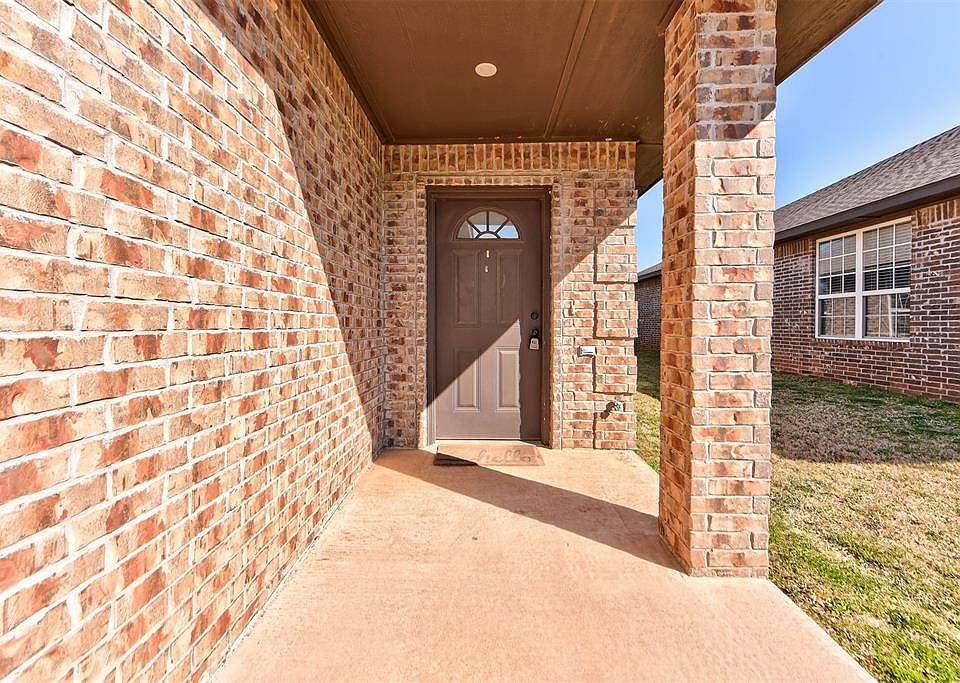 1st image of 1852 Cypress Ln