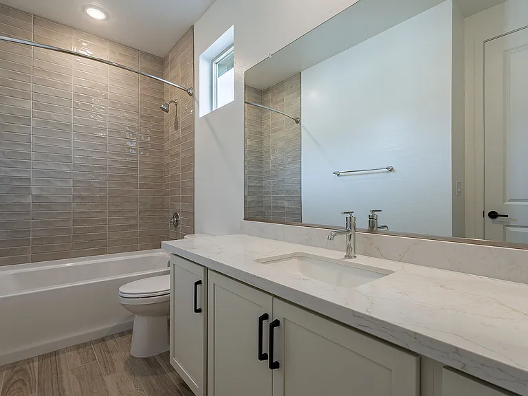 21411 W Meadowbrook Ave — Photo 32