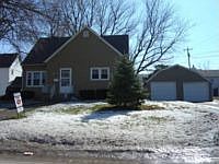 2nd image of 418 E 2nd St