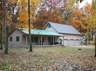 1219 E 1400th Ave, Vandalia, IL 62471