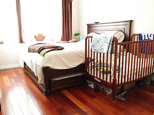 Rented by NY Space Finders Inc. | media 7