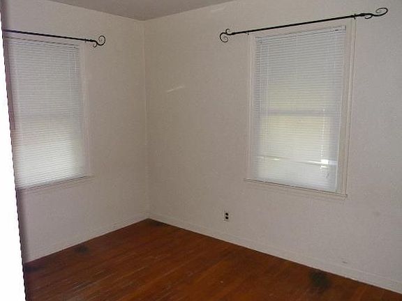 4th image of 45 Vista Dr
