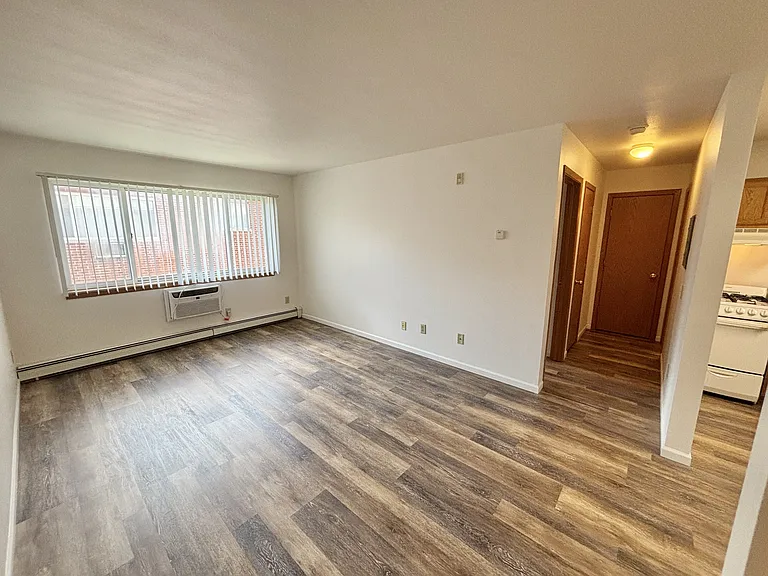 The Ridge Apartments — Photo 25