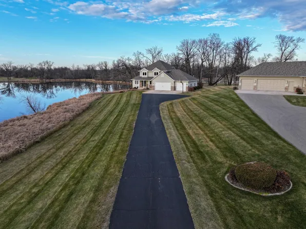 1197 Moor Stone Dr NE, Alexandria, MN 56308