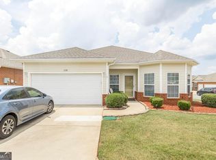 378 Spyglass Hill Dr, Perry, GA 31069