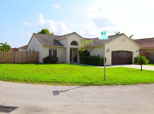 15860 SW 77th St, Miami, FL 33193