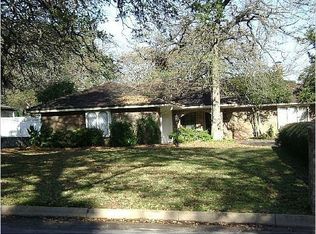 145 Timberlake Dr, Azle, TX 76020