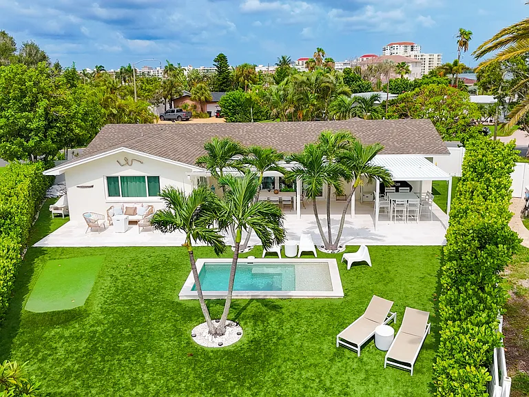 2882 W Vina Del Mar Blvd — Photo 59