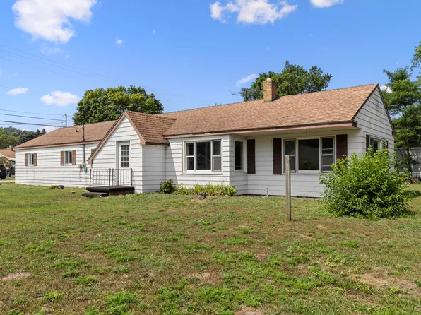210 White St, Elberta, MI 49628