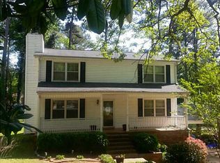 3064 Orr Dr, East Pt, GA 30344