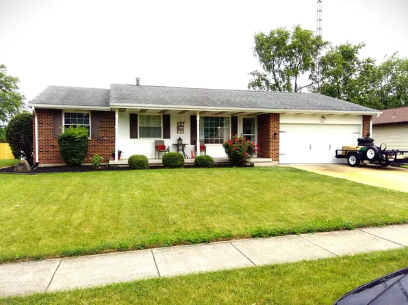 913 Canterbury Dr, Celina, OH 45822