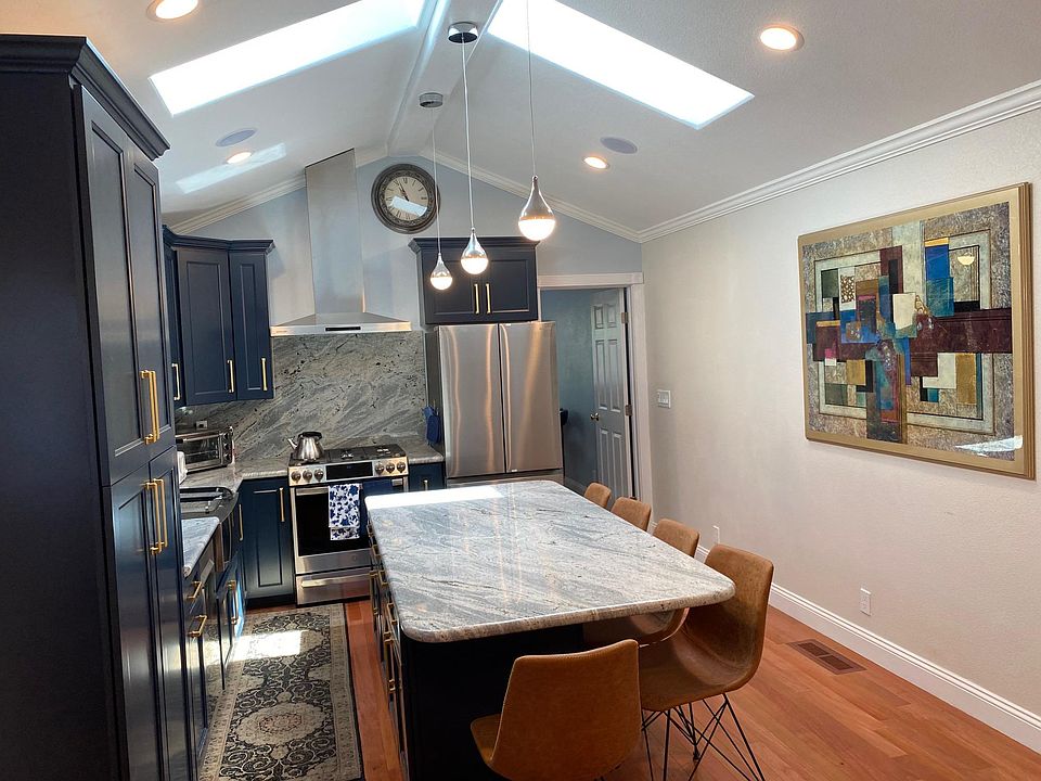 1st image of 1561 Foxworthy Ave #2