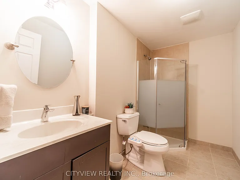 2330 Grand Oak Trl — Photo 35
