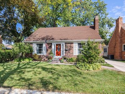 24942 Newton St, Dearborn, MI, 48124