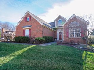 9432 Old Village Dr, Loveland, OH 45140