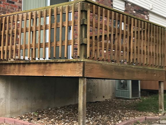 nice deck to grill on