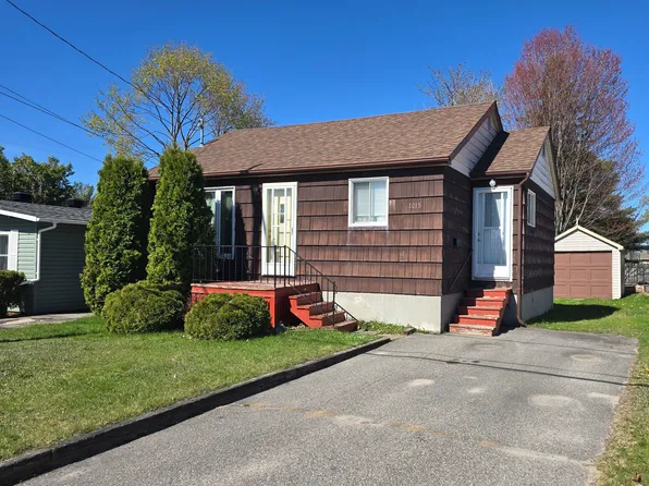 1015 Browning St, North Bay, ON P1B 3R4