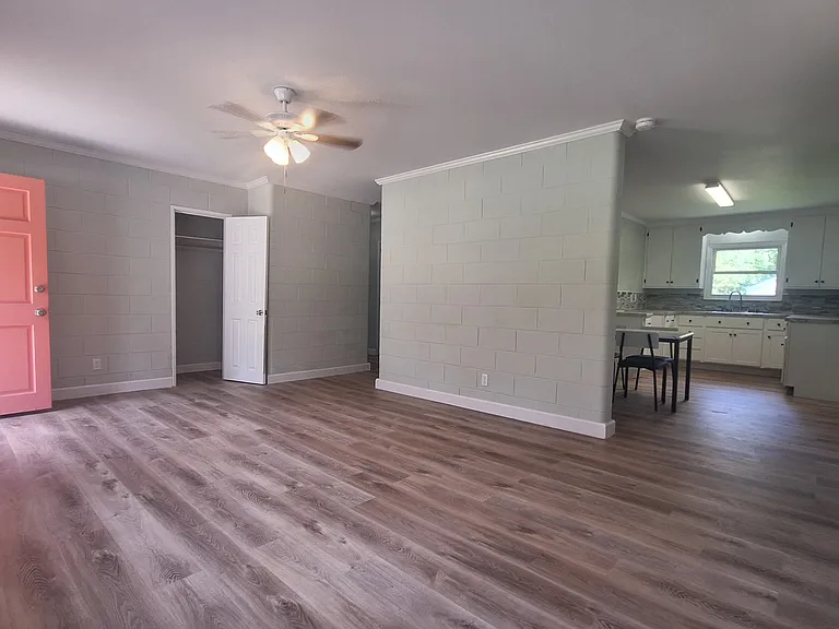 3718 Danube Ln — Photo 11