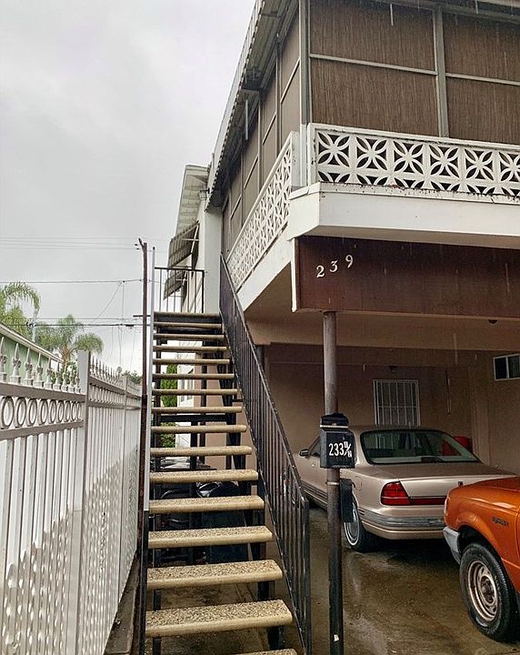 1st image of 233 1/2 E Home St