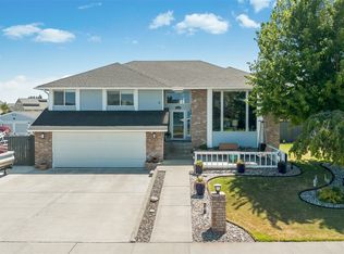 Cove Wst, Moses Lake, WA 98837