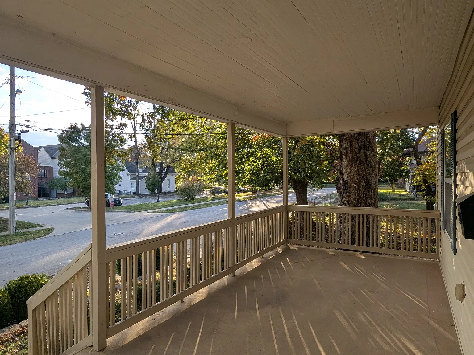 3 bed, 1576 sqft, $2,000 — Photo 4