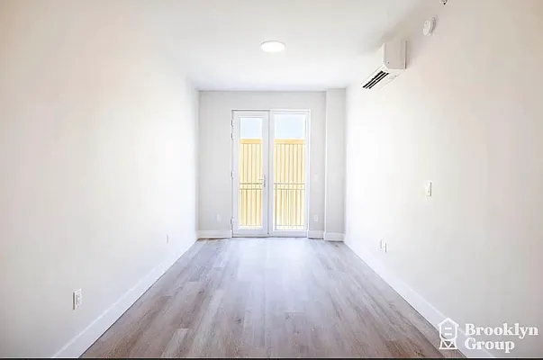 Rented by Brooklyn Group | media 7