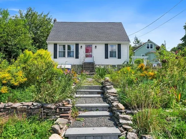31 S Grant Avenue, Congers, NY 10920