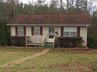 1262 Apple Valley Rd, Commerce, GA 30529