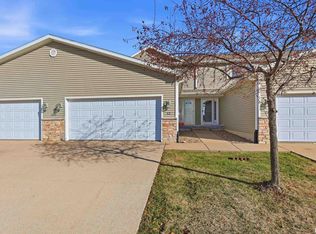 1570 Savannah Cir UNIT C3, Davenport, IA 52807