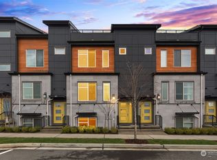 957 8th Ave NE, Issaquah, WA 98029