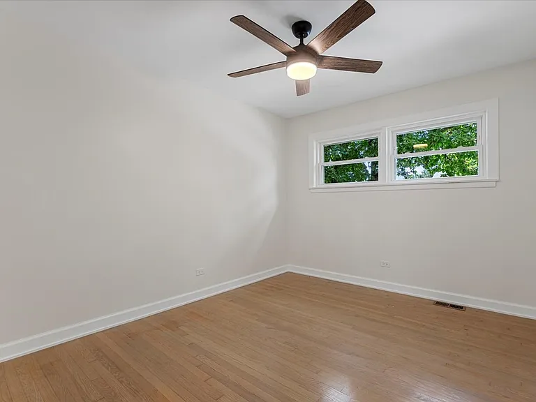 11358 S Rockwell St — Photo 11