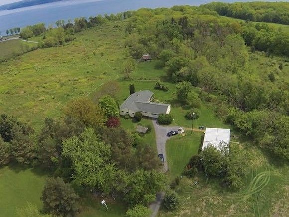 For Sale: 6923 State Route 89, Romulus, NY 14521