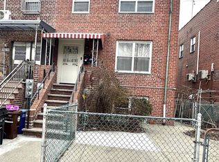 15021 61st Rd, Flushing, NY 11367