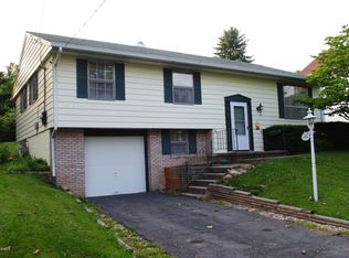 28 Macintosh Rd, Shamokin Dam, PA 17876