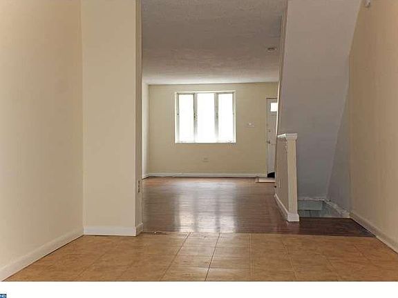 3rd image of 2431 S Alder St